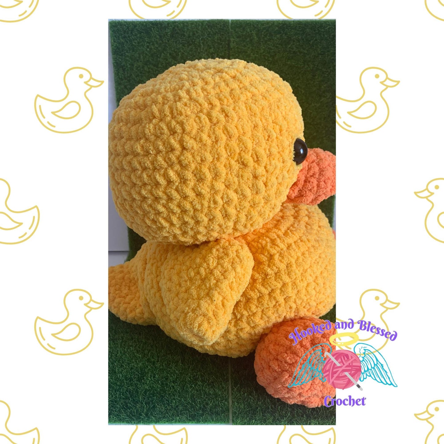 Cuddly Crochet Duck Plush β Soft & Customizable Blanket Yarn Friend