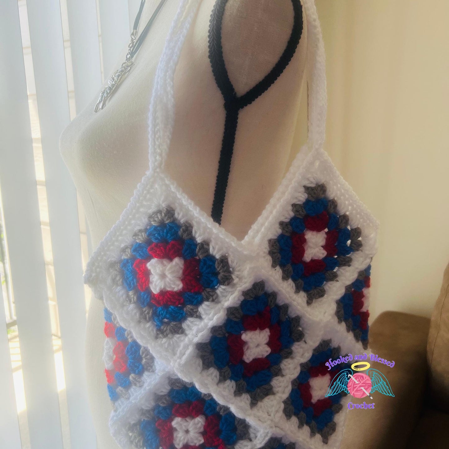 Handmade Granny Square Crochet Purse – Vintage Charm Meets Modern Style