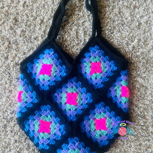 Handmade Granny Square Crochet Purse – Vintage Charm Meets Modern Style